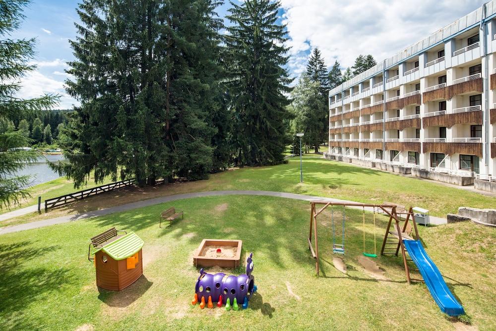 Orea Resort Devet Skal Vysocina Sněžné Esterno foto