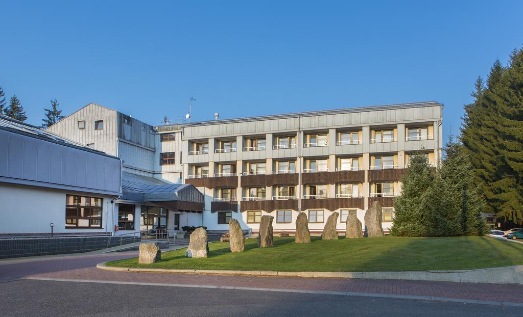 Orea Resort Devet Skal Vysocina Sněžné Esterno foto